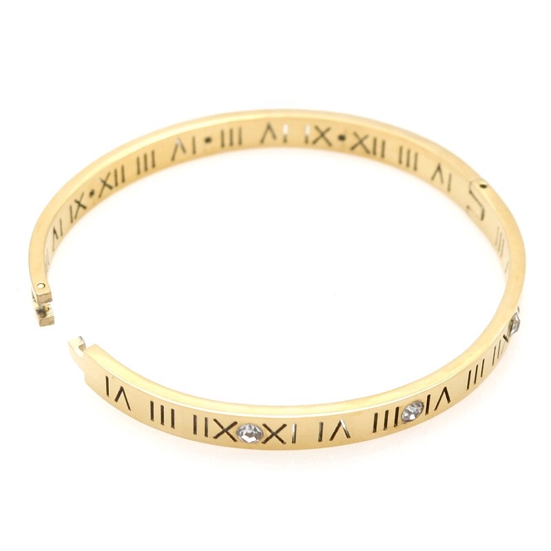 Gold Roman Numeral Bracelet